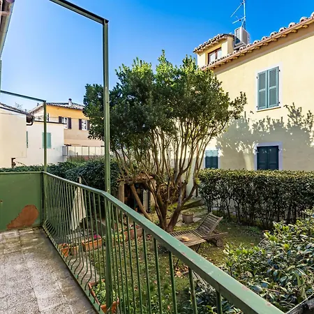 Apartamento Urban Oasis: With Garden Perugia